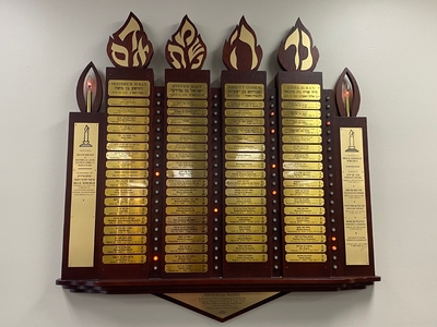 Memorial Walls - mw130